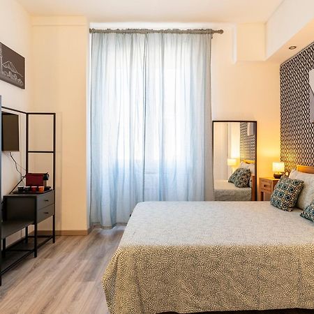 Livorno Central And Modern 2 Apts & 1 Room! Экстерьер фото
