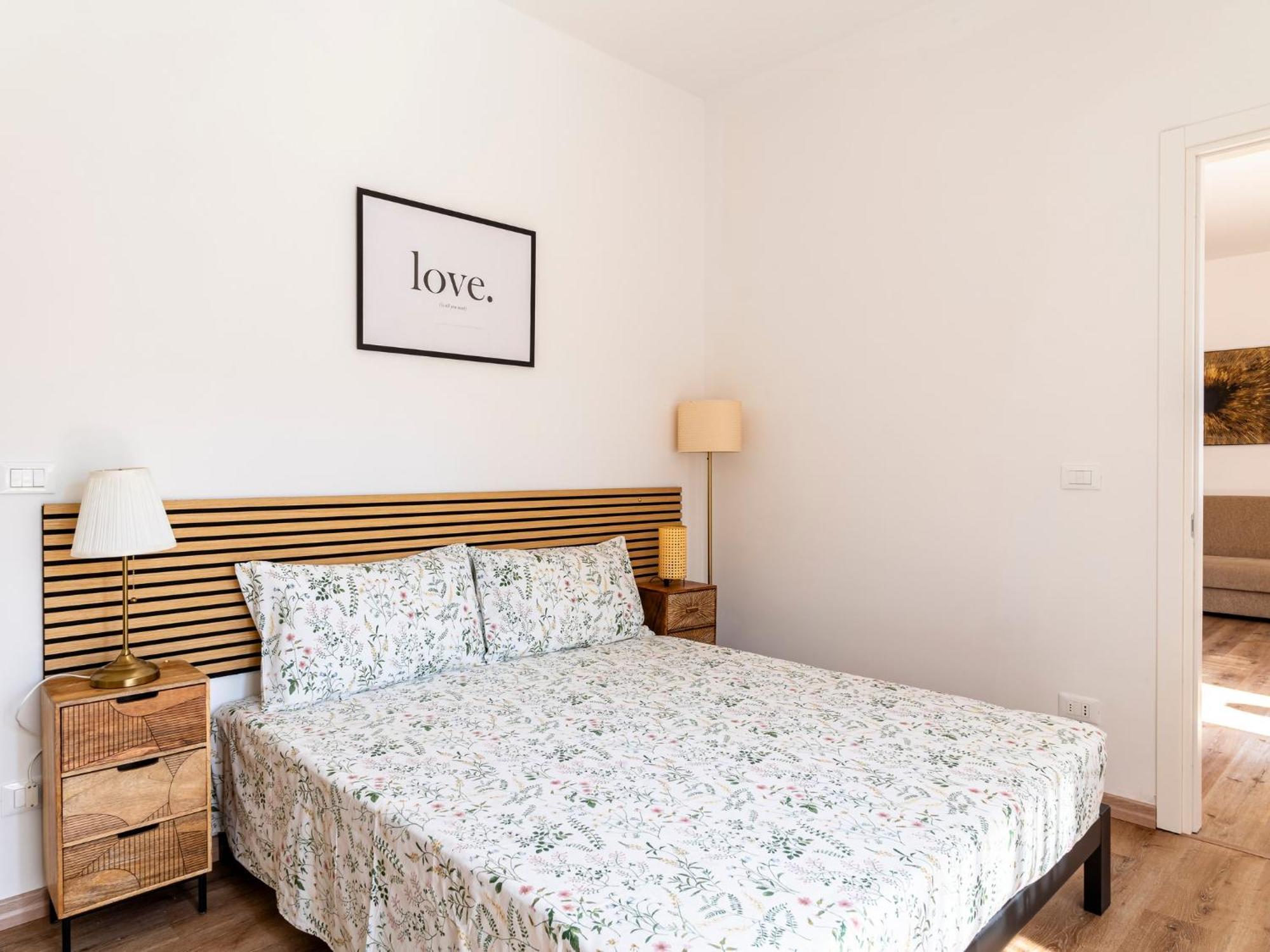 Livorno Central And Modern 2 Apts & 1 Room! Экстерьер фото